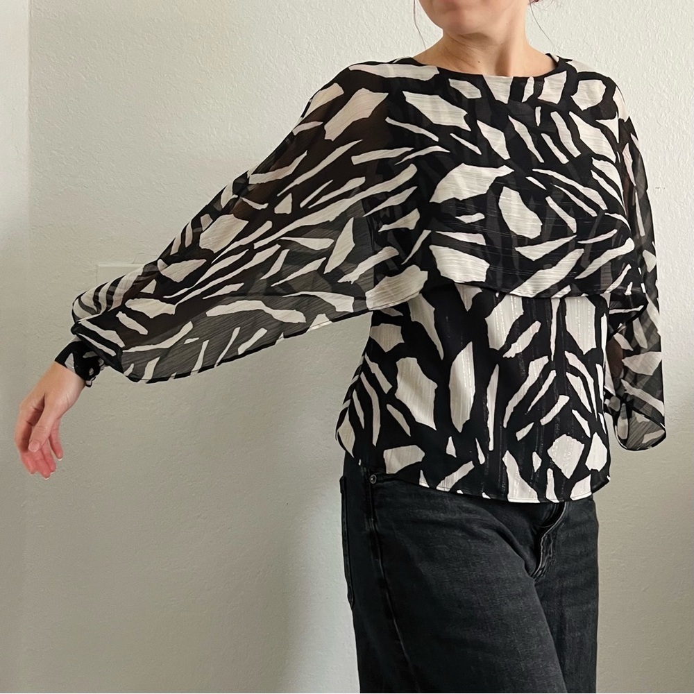 DKNY Black and White Print Blouse - Picture 1 of 6